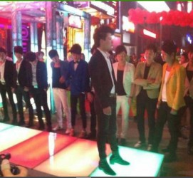 镇江深圳夜总会伴游模特雇用(深圳KTV模特雇用)