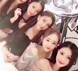镇江美国小姐姐带小伙伴游中国上海的简单介绍