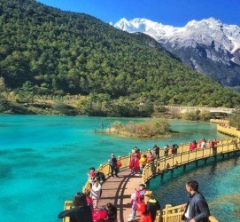 镇江云南旅游攻略(云南旅游攻略必去景点顺序)