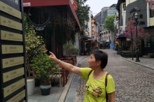 镇江领奖后要带老伴游遍中国的简单介绍