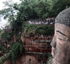 镇江乐山旅游攻略(乐山旅游攻略1日游)