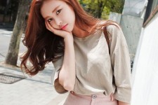 镇江韩国女模特(韩国女模特泳装表寅)
