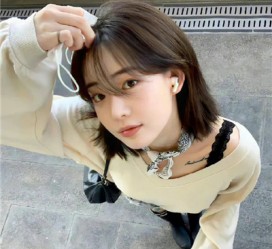 镇江伴游女生云微微的资料