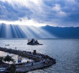 镇江洱海旅游攻略(成都到洱海旅游攻略)