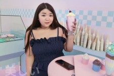 镇江胖模(胖模特穿衣搭配图片)