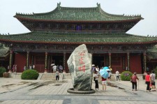 镇江开封旅游攻略(开封旅游攻略自由行攻略)