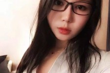 镇江姑娘在西安一模特公司做兼职的简单介绍
