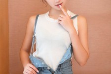 镇江包含上海兼职女伴游模特预约小薇微信的词条