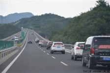 镇江自驾游(北京自驾游到西藏需要多少钱)