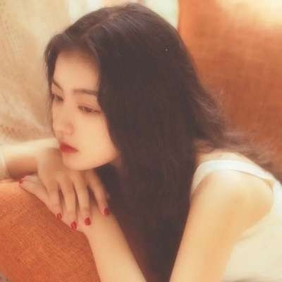 镇江伴游女生赵梦琪的资料