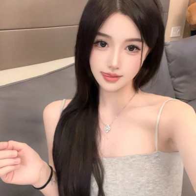 镇江伴游女生陈梦琪的资料
