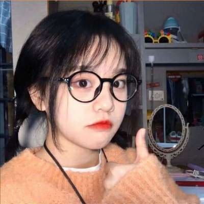 镇江伴游女生荣晴的资料
