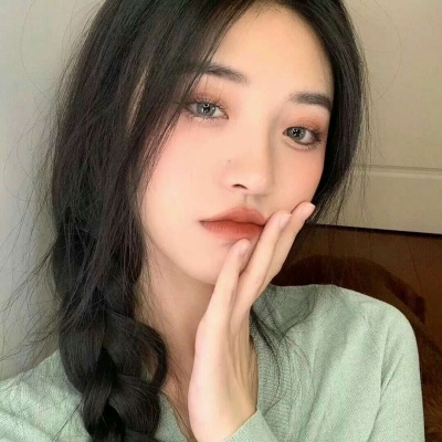 镇江伴游女生林知月的资料