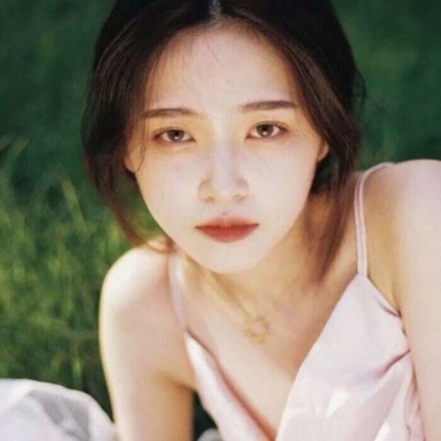 镇江伴游女生毛铂琪的资料