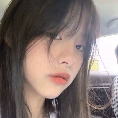 镇江伴游女生周玉洁的资料
