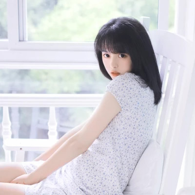 镇江伴游女生刘聪的资料