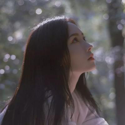 镇江伴游女生秦鹿鸣的资料