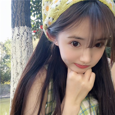 镇江伴游女生上官鹤影的资料