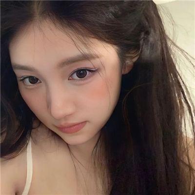 镇江伴游女生秦婉兮的资料