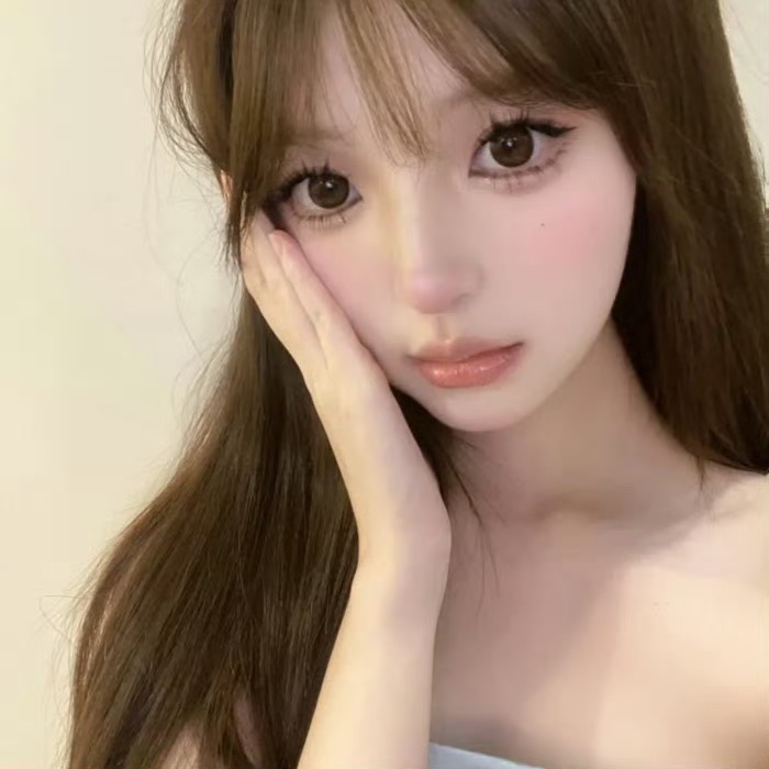 镇江伴游女生星晚的资料