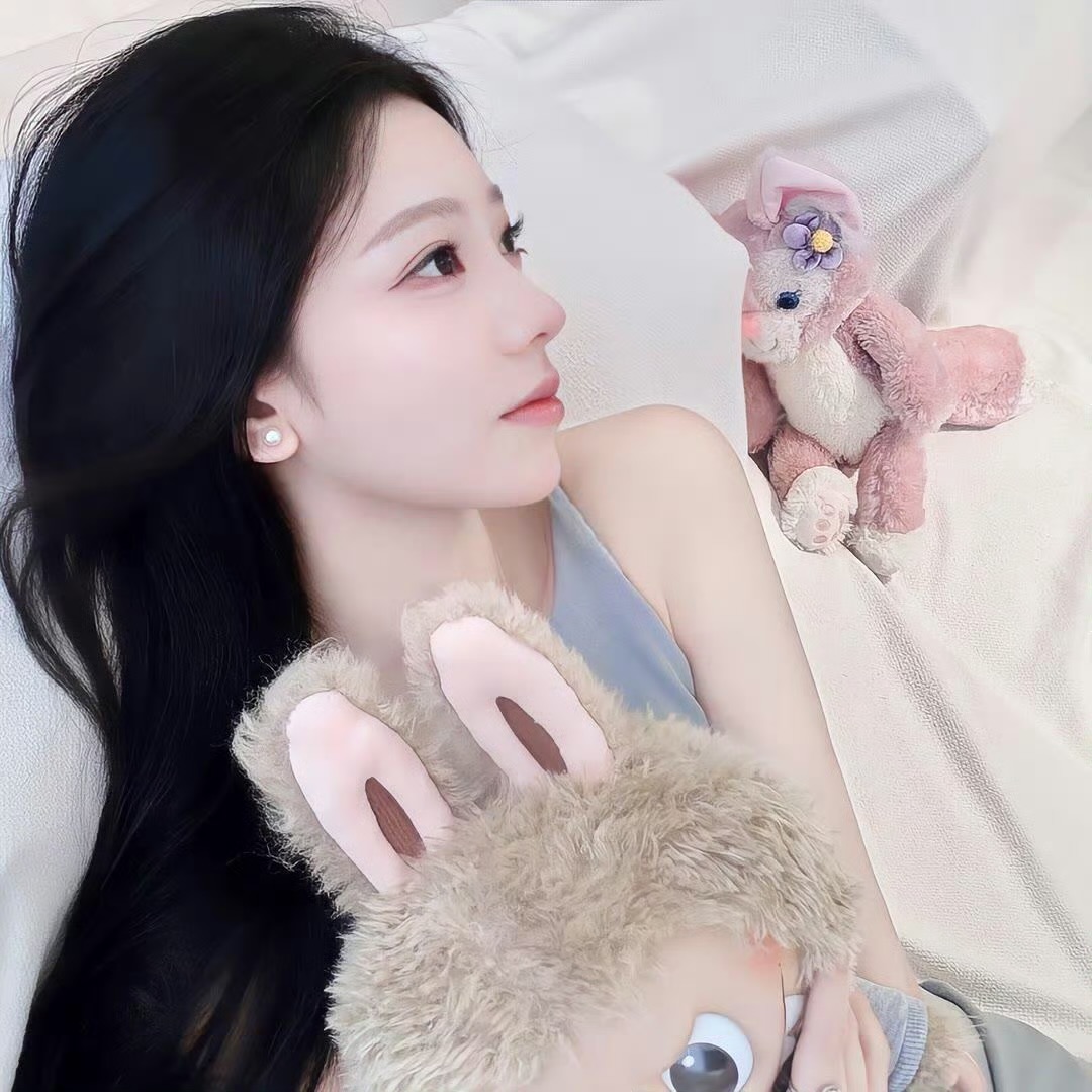 镇江伴游女生林雾眠的资料