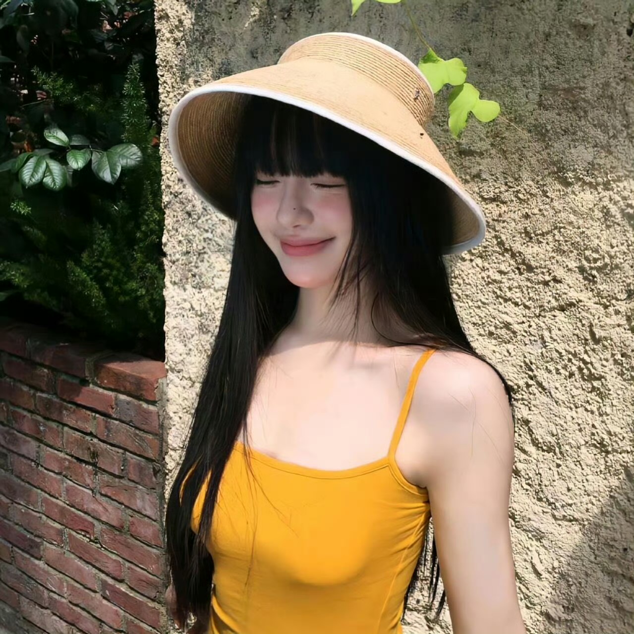 镇江伴游女生周丹的资料